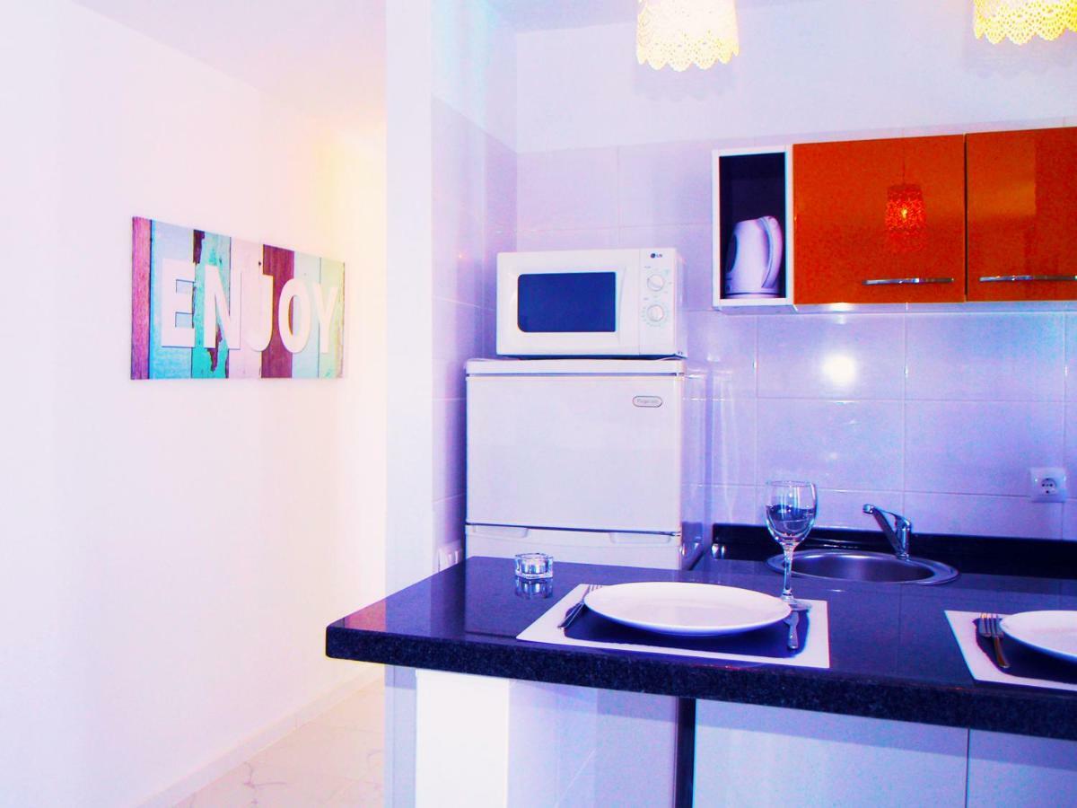 Apartment In Torres De Yomely Complex Playa de las Américas Eksteriør billede